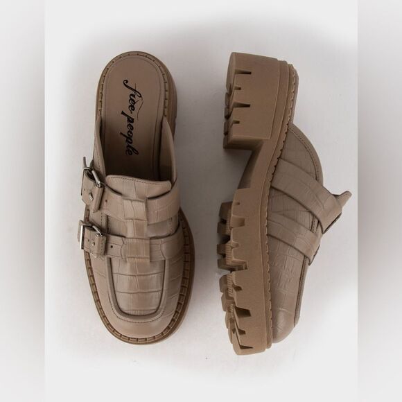 Free people Buckle Lyra Lug Loafer 39.5 - Picture 2 of 5